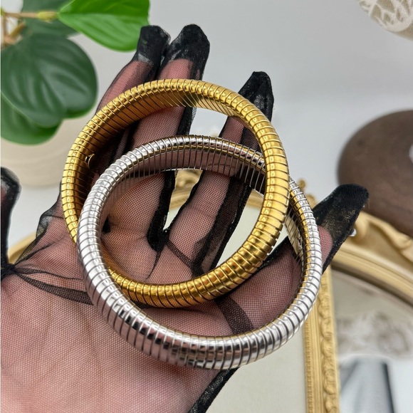 Gold & Silver Spiral Crossover Bracelet | PVD Real Gold Plated Stainless Steel - Picture 9 of 12